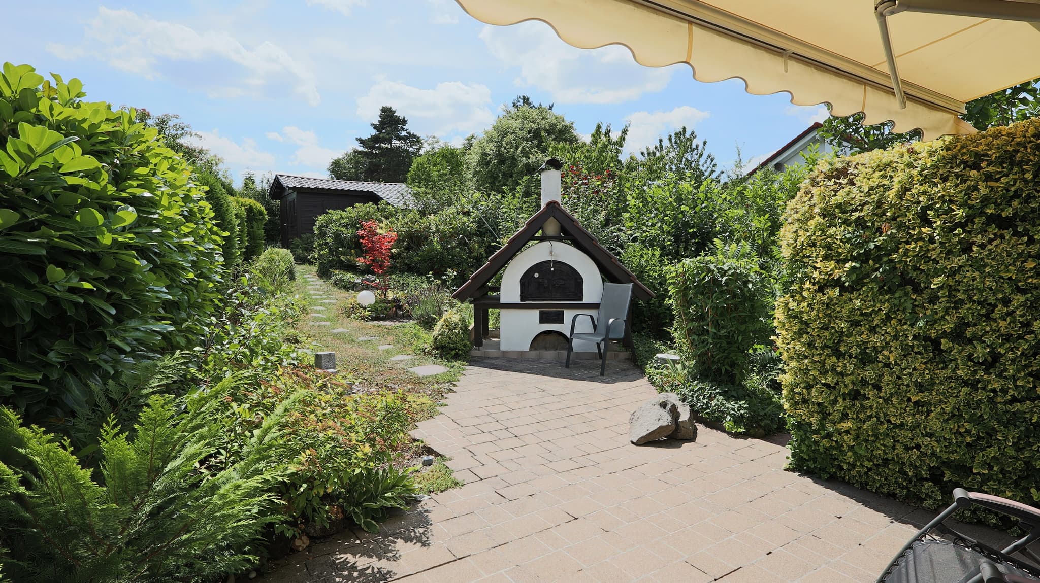 Gallery image